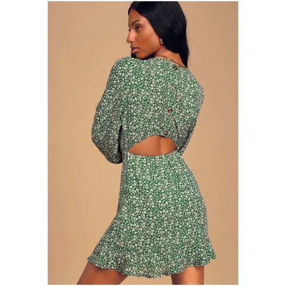 Lulus Mini Dress‎ Women’s Size XL Green Floral Ruffled Cut Out Back Long Sleeve - Picture 3 of 12